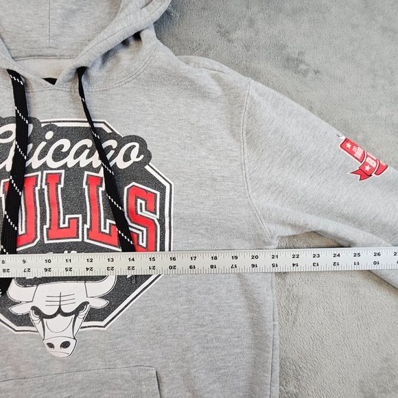 Chicago Bulls Hoodie Men's Small Multicolor Graphic Pullover NBA Basketball Soft - Picture 5 of 8